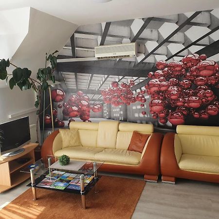 Gyorapartman Exteriör bild